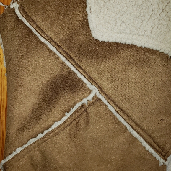 Sanctuary Faux Suede and Shearling Vest - Picture 3 of 5